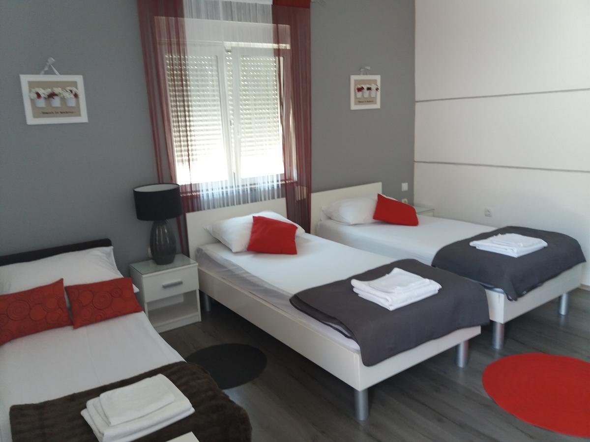 זאדאר Apartments Benic מראה חיצוני תמונה