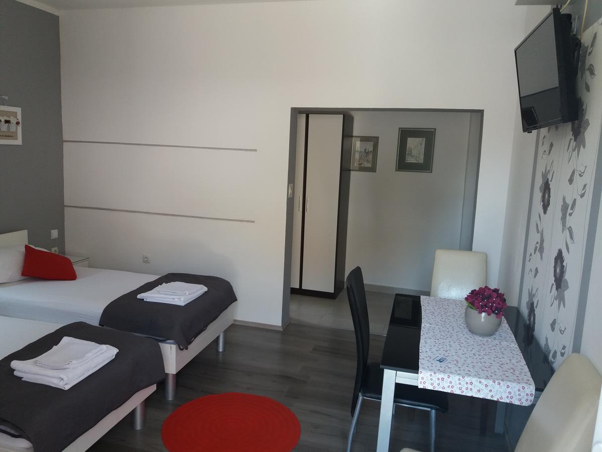 זאדאר Apartments Benic מראה חיצוני תמונה